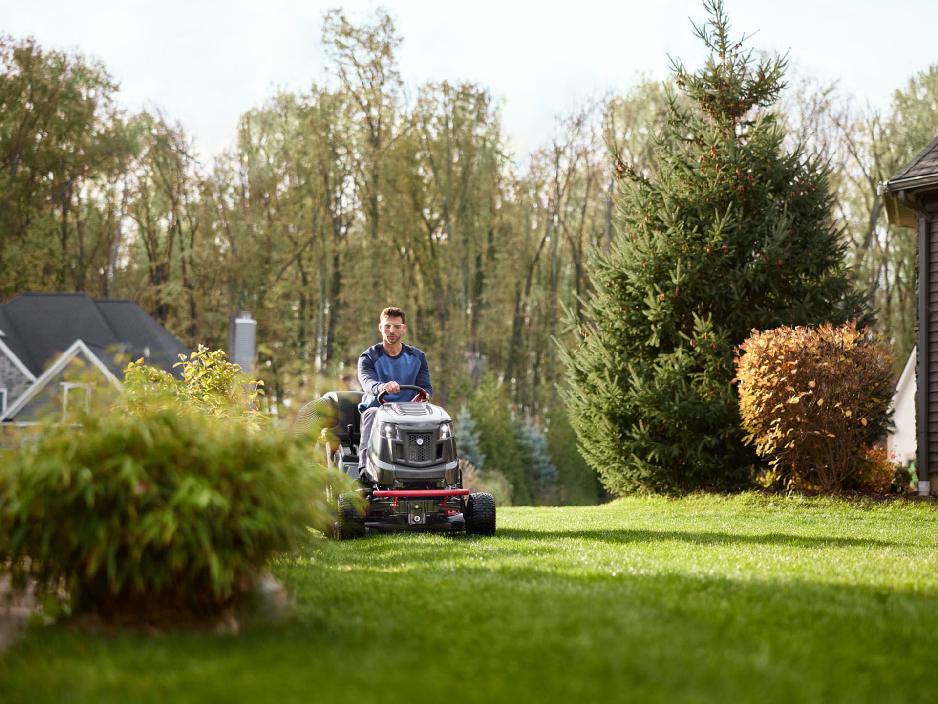 2024 TROY-Bilt Super Bronco 42E XP 42 in. Lithium Ion 56V in Millerstown, Pennsylvania - Photo 13